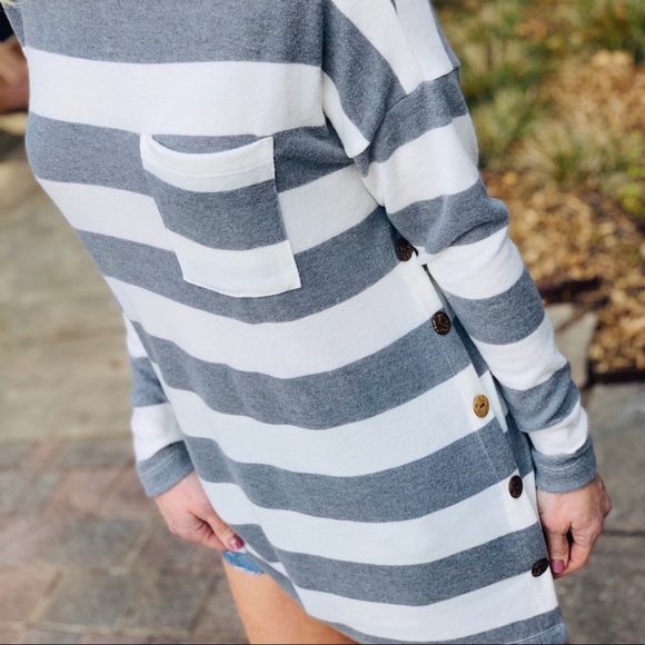 ✨LAST ONE✨WARM AND COZY STRIPED SWEATER TUNIC - Picture 5 of 5